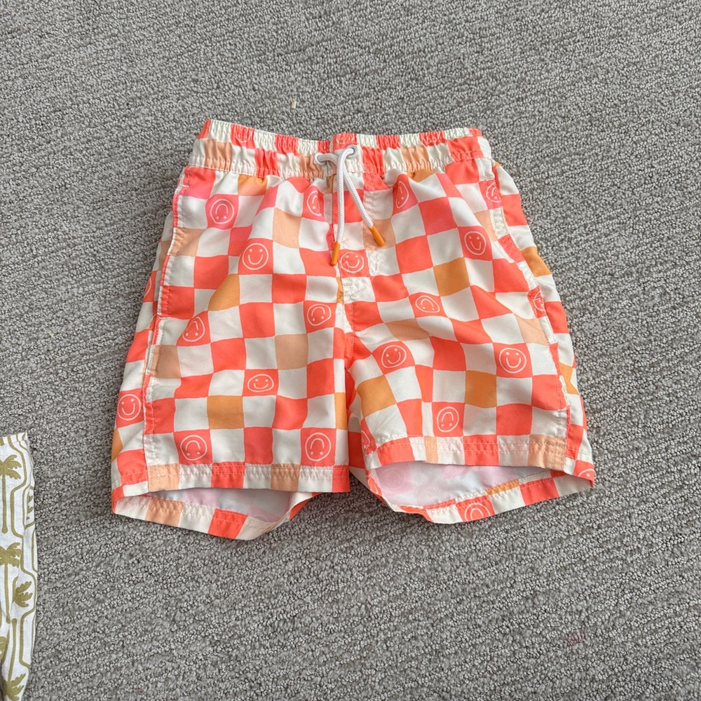 Cat & Jack Orange and Cream Checkered Shorts